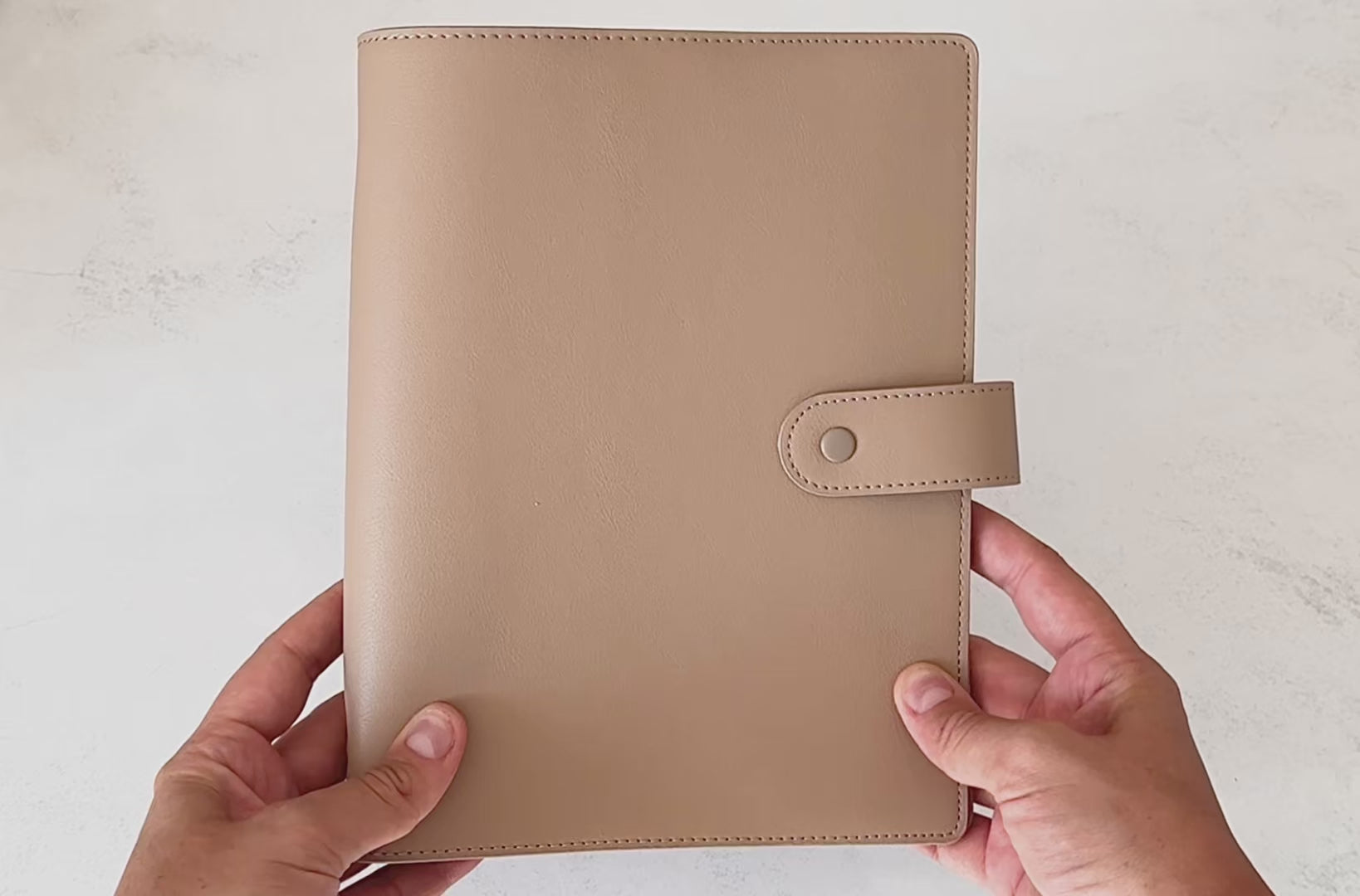 Video laden: Premium A5 Ringbuch „Flex“